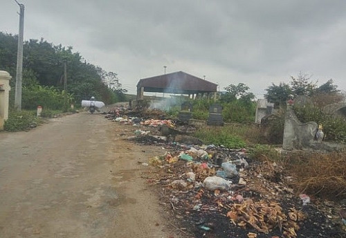 Hà Nội: Kiểm soát chất thải để ngăn ngừa dịch Covid-19 tại khu vực dân cư
