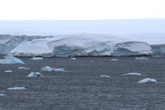 Phát hiện đảo đá chưa từng được khám phá ở Nam Cực