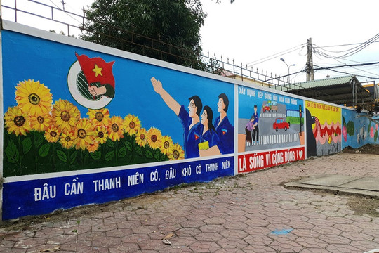 Hà Tĩnh: Độc đáo những con phố bích họa mang thông điệp vì môi trường xanh sạch đẹp