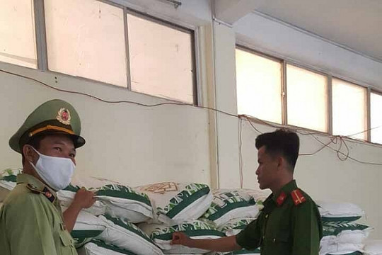 Phú Yên: Tạm giữ 21 tấn đường tinh luyện không có nhãn phụ tiếng Việt