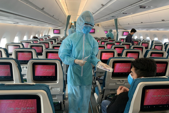 Bộ Y tế tìm hành khách trên nhiều chuyến bay có người nhiễm Covid-19