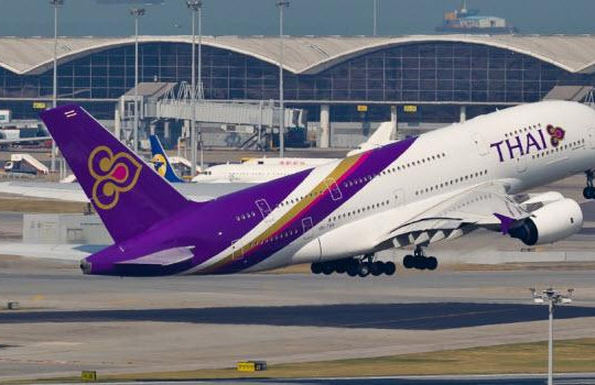 Thái Lan tạm dừng khai thác các chuyến bay quốc tế do dịch COVID-19