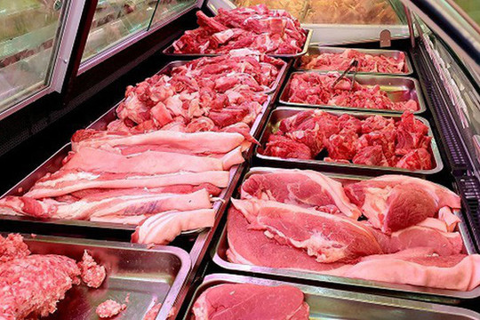 1.500 tấn thịt lợn nhập khẩu từ Nga về đến Việt Nam: Sẽ ép được giá hàng trong nước?