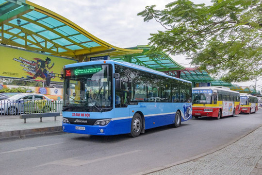 Hà Nội chính thức tạm dừng hoạt động toàn bộ các tuyến xe bus