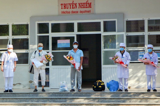 Bệnh nhân 61 và 67 ở Ninh Thuận đã được chữa khỏi và xuất viện