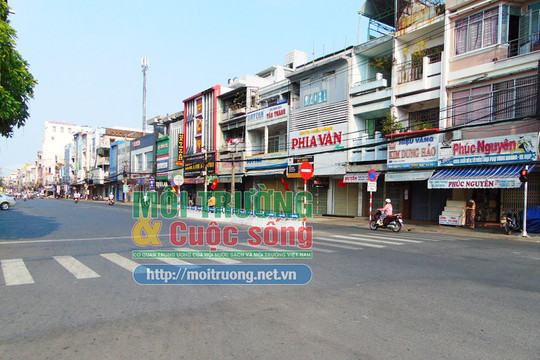 Thành phố Đà Nẵng vắng lặng sau ngày thứ hai có chỉ thị cách ly của Chính phủ