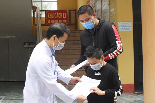 Dịch Covid-19 tại Việt Nam: Thêm 12 bệnh nhân khỏi bệnh