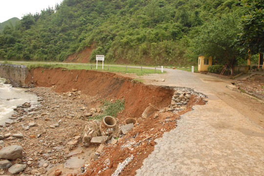 Nhiều tỉnh miền núi phía Bắc có nguy cơ cao xảy ra lũ quét và sạt lở đất