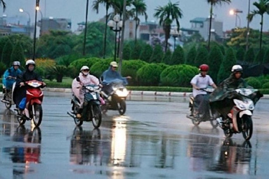 TP. Hồ Chí Minh và Nam Bộ có mưa, đề phòng dông lốc, mưa đá