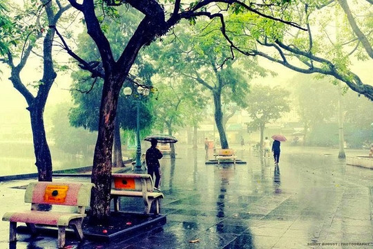 Dự báo thời tiết ngày 23/4: Hà Nội đề phòng mưa dông lớn
