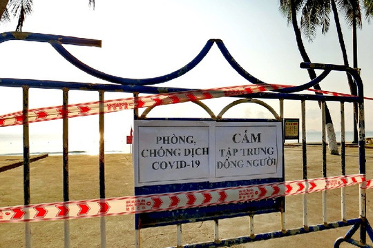 Khánh Hòa tiếp tục tạm ngưng hoạt động tắm biển