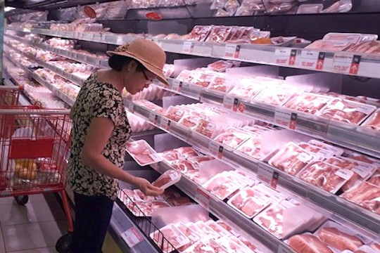 Thịt lợn nhập khẩu ồ ạt về Việt Nam, tăng hơn 300% so với cùng kỳ năm 2019