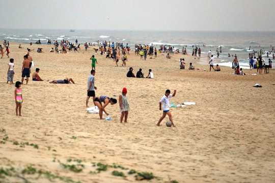 Quảng Nam cho phép mở cửa bãi tắm biển trở lại