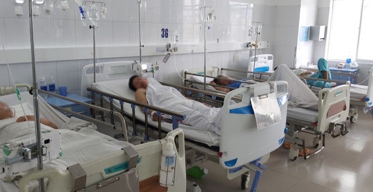 Đà Nẵng: Hơn 130 người nhập viện cấp cứu nghi do ngộ độc thực phẩm chay