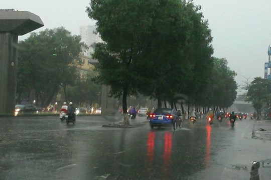Dự báo thời tiết ngày 14/5: Hà Nội ngày nắng, chiều tối có mưa rào và dông vài nơi