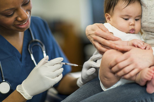WHO cảnh báo 80 triệu trẻ em không tiêm đủ vaccine do COVID-19