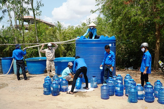 Bàn giải pháp cấp nước sạch cho người dân vùng đồng bằng sông Cửu Long