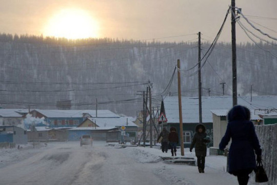 Thị trấn băng giá ở Bắc Cực ghi nhận mức nhiệt độ nóng kỷ lục 38 độ C