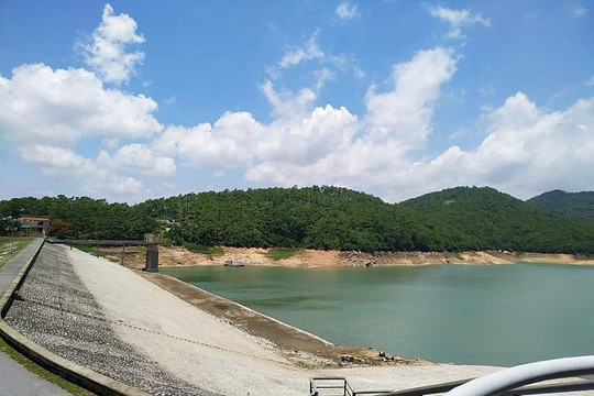 Quảng Ninh: Hồ Yên Lập chạm mực nước chết