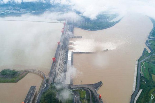 Trung Quốc: Đập Tam Hiệp đối mặt thử thách với đợt mưa lũ thứ 2 trên sông Trường Giang