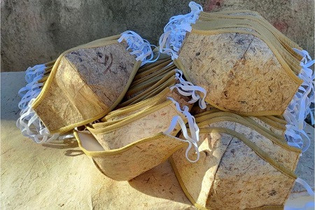 Philippines sản xuất khẩu trang làm từ cây chuối sợi giúp giảm rác thải nhựa
