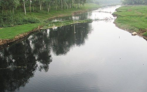 Hà Nội: Ô nhiễm trên các sông bao giờ chấm dứt?