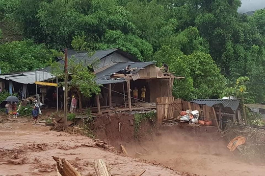 Mưa lớn gây thiệt hại nặng nề ở Điện Biên