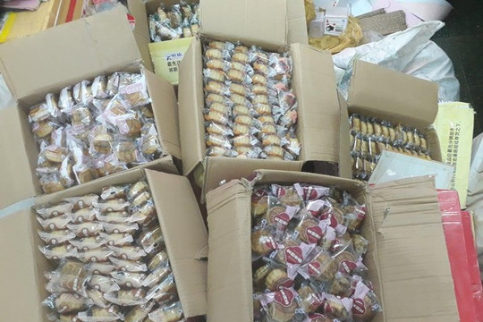 Nghệ An: Xử phạt gần 30 triệu đồng vì kinh doanh bánh trung thu không rõ nguồn gốc