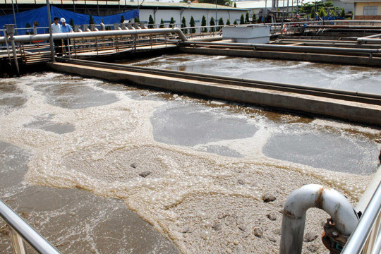 Quản lý, giám sát chặt chẽ nước thải công nghiệp