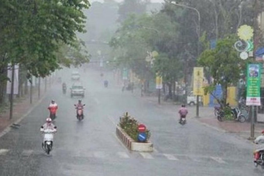Dự báo thời tiết ngày 12/10: Các tỉnh Trung Trung Bộ có mưa to đến rất to