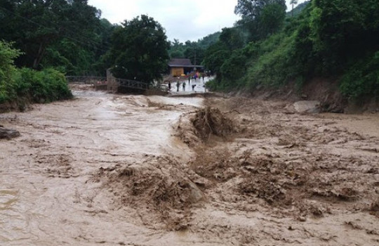 Nguy cơ lũ quét, sạt lở và ngập lụt tại nhiều tỉnh thành Bắc Bộ và Bắc Trung Bộ