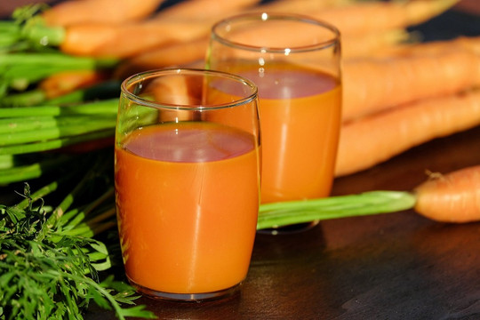 Những lợi ích không ngờ từ nước ép cà rốt