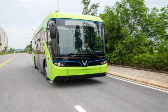 Xe buýt điện có đạt mục tiêu kép về giao thông và môi trường?