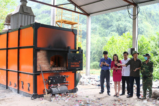 Ninh Bình: Sáng chế lò đốt rác thân thiện với môi trường