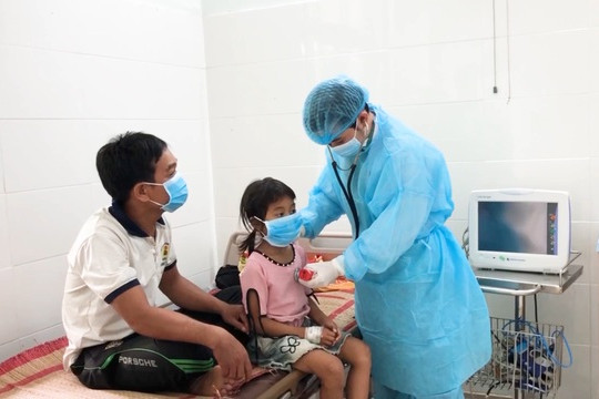 Trên 400 học sinh Quảng Ngãi nghỉ học để phòng bệnh bạch hầu