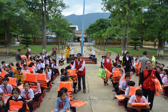 Học sinh Quảng Nam nghỉ học 2 ngày để phòng tránh bão số 9