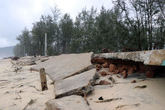 Thừa Thiên Huế: Cảnh báo nhiều vị trí có nguy cơ sạt lở đất