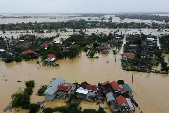 Các nhà khí hậu học thế giới nghiên cứu về lũ lụt ở miền Trung Việt Nam