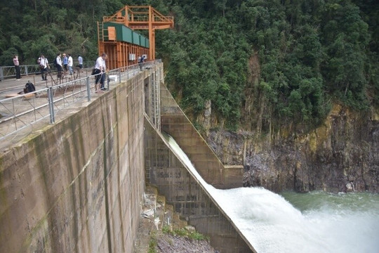 Tích nước trái phép, thủy điện Thượng Nhật bị kiến nghị thu hồi giấy phép hoạt động điện lực