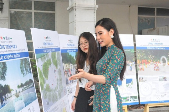 Hà Nội: Triển lãm xin ý kiến người dân về cột mốc số 0 bên bờ hồ Gươm