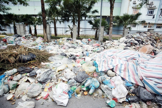 Hà Nội: Nỗ lực để Thành phố không còn rác thải nhựa