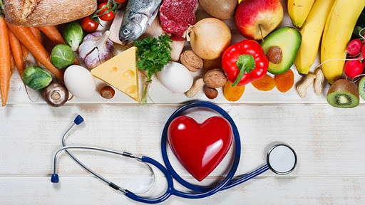 Người bị bệnh tim mạch nên ăn uống thế nào trong dịp Tết?