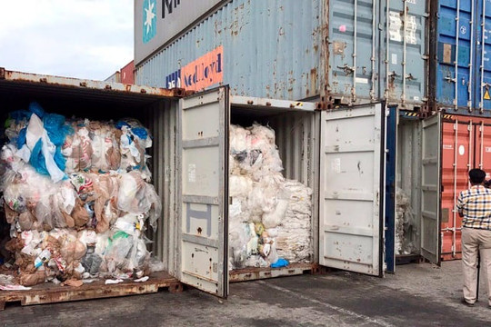 Trung Quốc gửi trả lại rác thải nhập khẩu để ngăn ô nhiễm môi trường