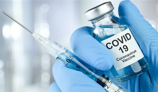 Tập đoàn Hưng Thịnh tiêm miễn phí hơn 14.000 liều vắc xin Covid-19 cho cán bộ công nhân viên