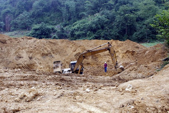 Nhiều vi phạm trong khai thác khoáng sản tại Hòa Bình