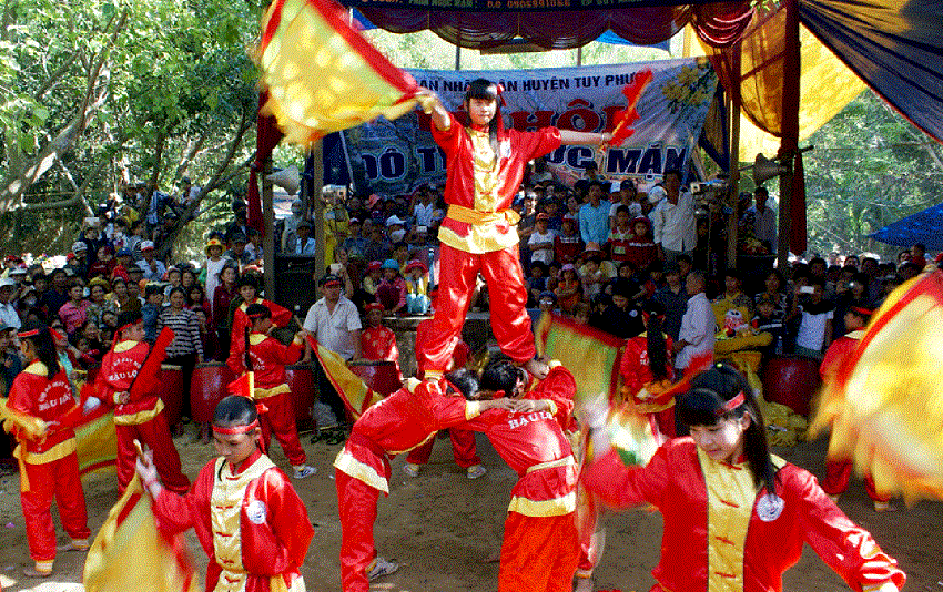 Bình Định: Đề xuất lễ hội đô thị Nước Mặn là di sản văn hóa phi vật thể quốc gia
