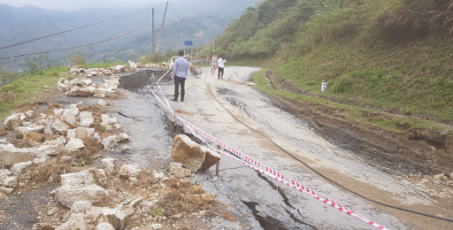 Lào Cai: Sụt lún nghiêm trọng trên Tỉnh lộ 152 thuộc thị xã Sa Pa