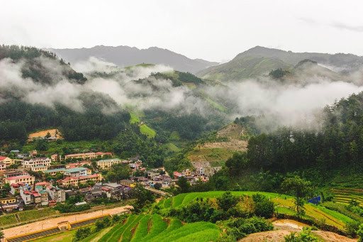 Sín Hồ (Lai Châu): Giàu tiềm năng phát triển “công nghiệp không khói”