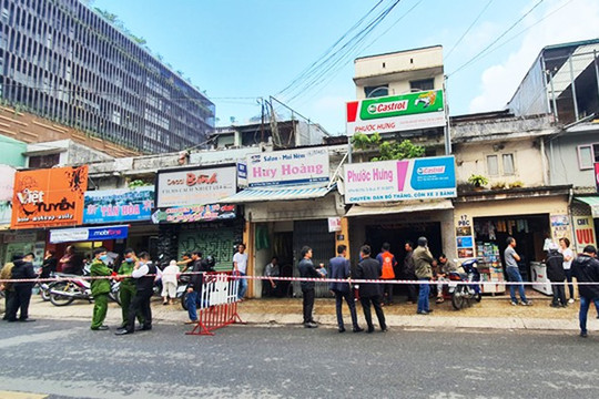 Di dời người dân khỏi vùng có nguy cơ sạt lở cao gần khu chợ trung tâm Đà Lạt