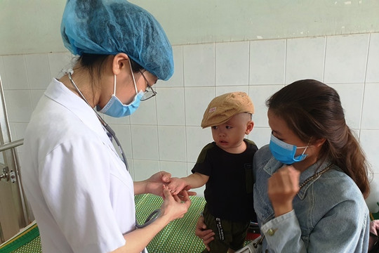 Quảng Nam: Bùng phát mạnh bệnh tay chân miệng